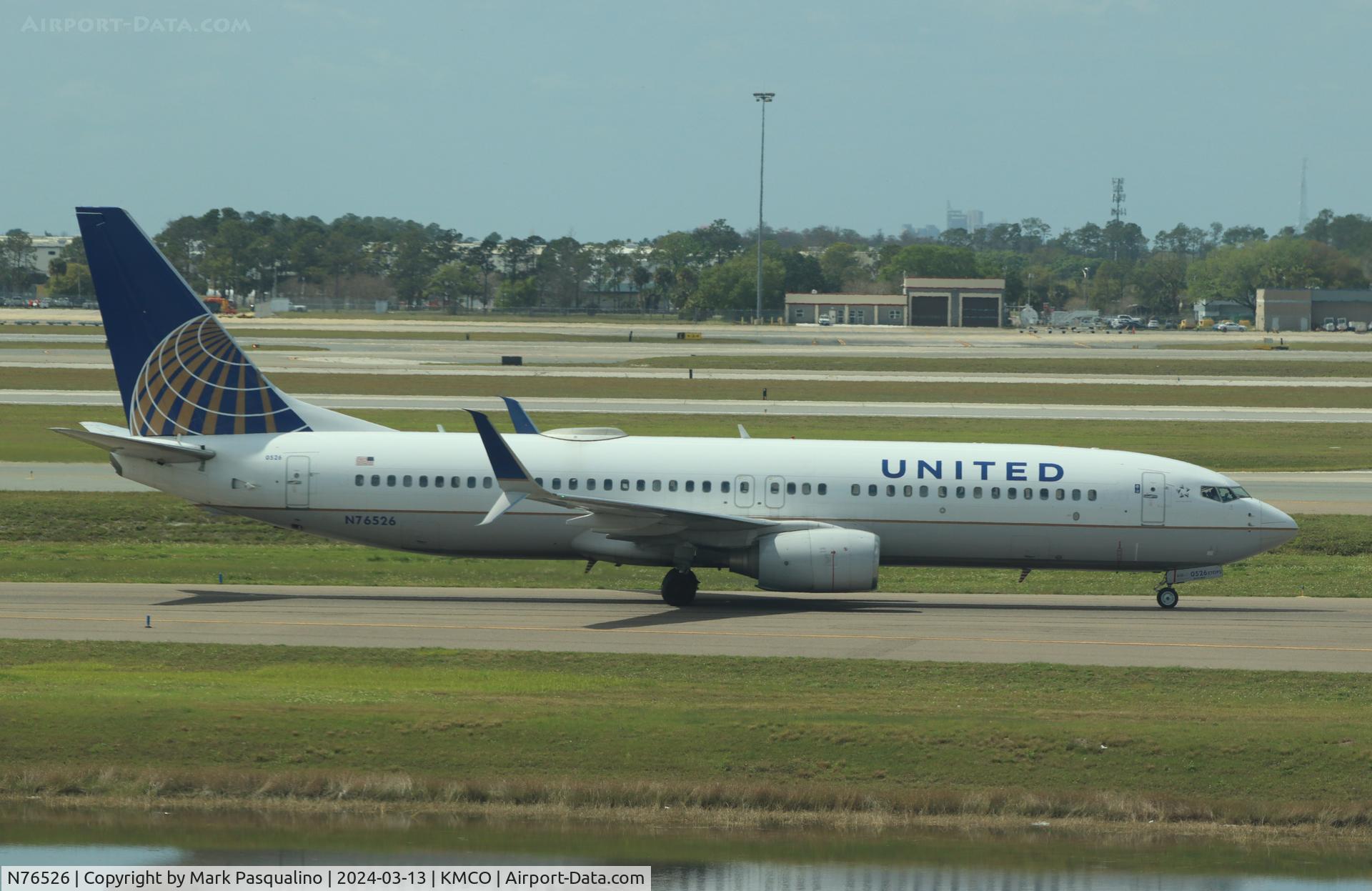 N76526, 2010 Boeing 737-824 C/N 38700, Boeing 737-824
