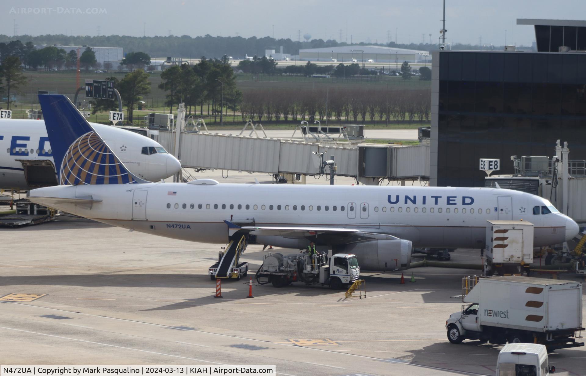 N472UA, 2001 Airbus A320-232 C/N 1435, Airbus A320-232
