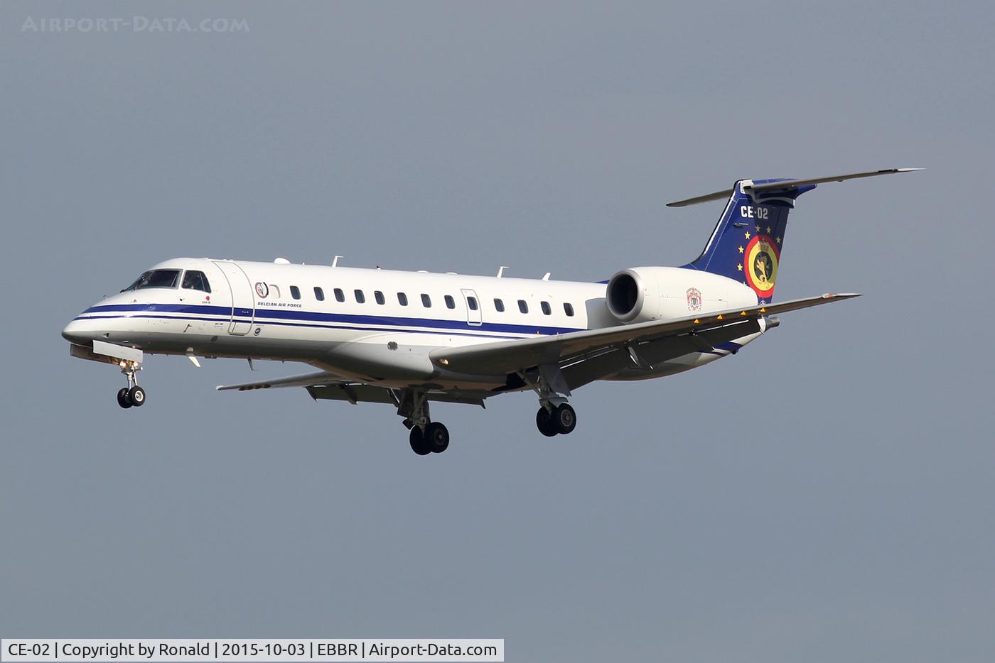 CE-02, 2001 Embraer ERJ-135LR (EMB-135LR) C/N 145480, at ebbr