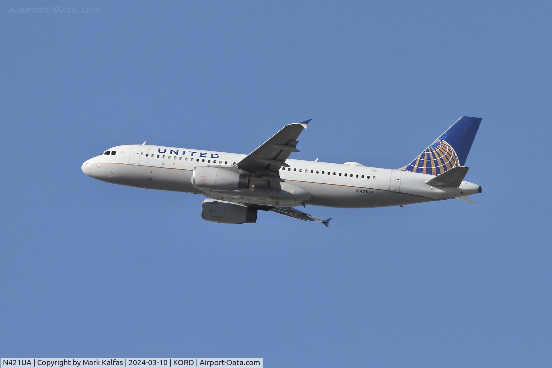 N421UA, 1994 Airbus A320-232 C/N 500, A320 United Airlines Airbus A320-232 N421UA UAL2421 ORD-MCI
