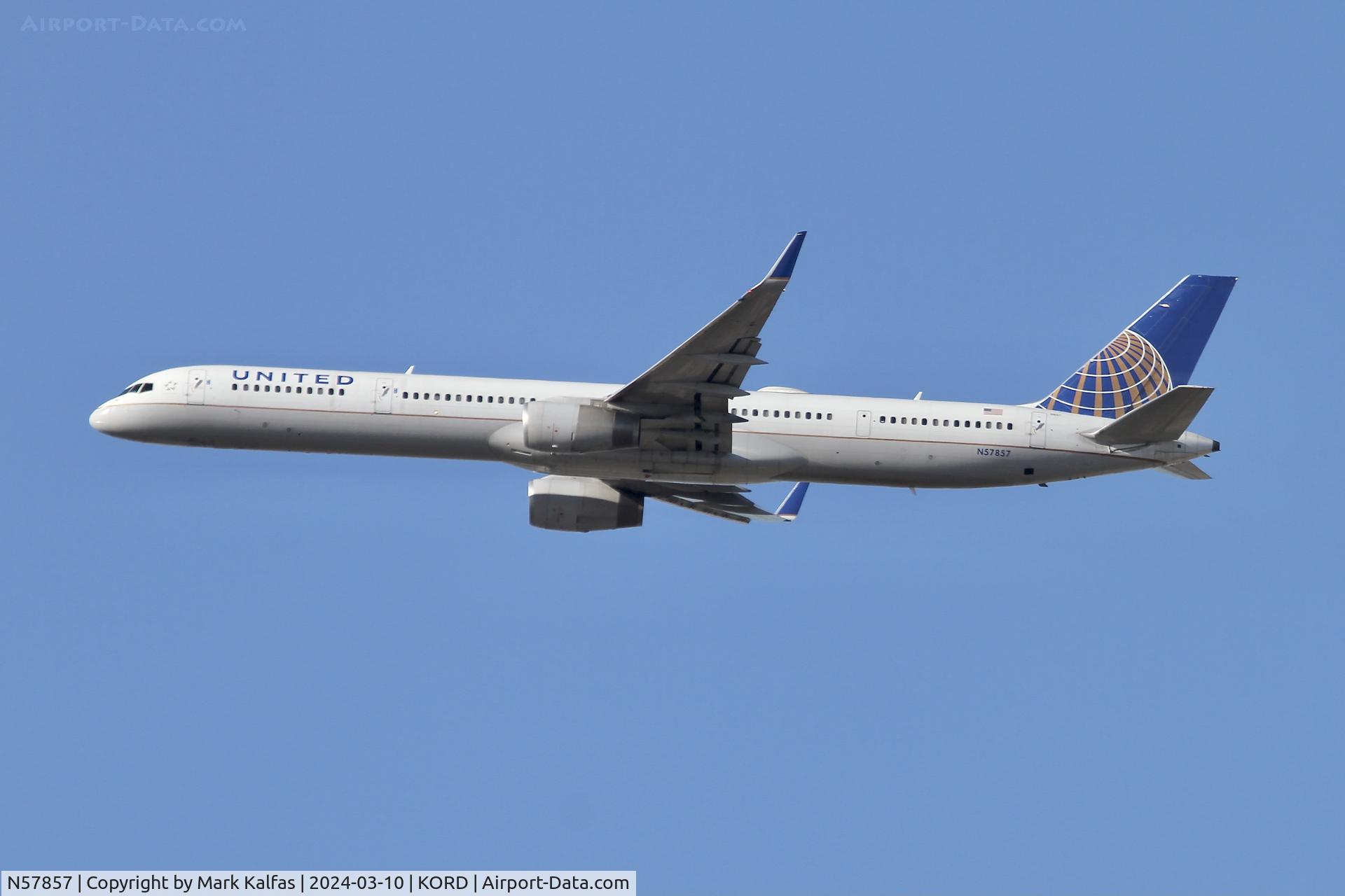 N57857, 2004 Boeing 757-324 C/N 32816, B753 United Airlines Boeing 757-33N  N57857 UAL2095 ORD-LAX