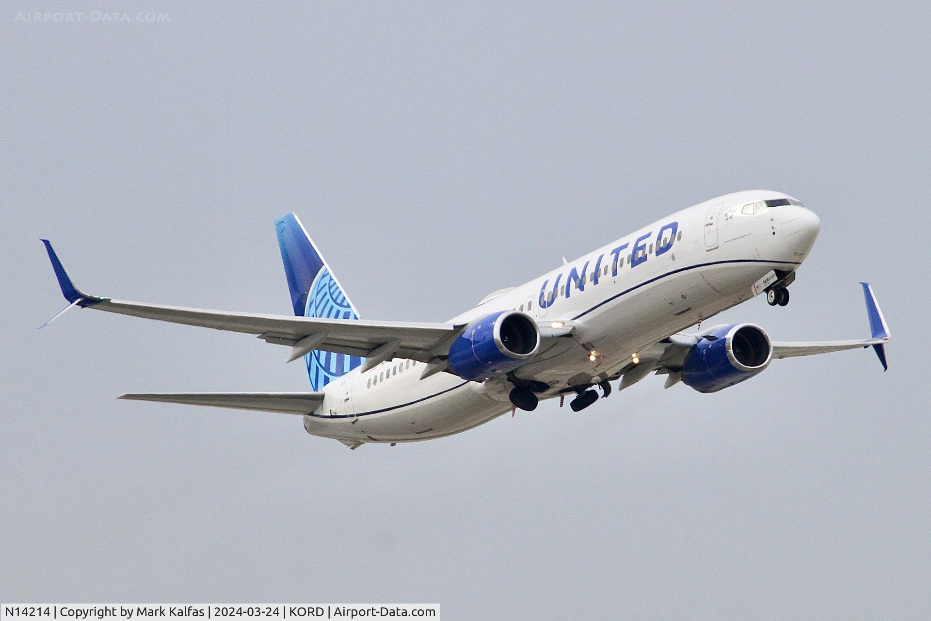 N14214, 1998 Boeing 737-824 C/N 28774, B738 United Airlines Boeing 737-824 N14214 UAL2138 ORD-MSY