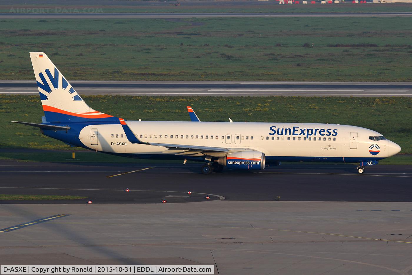 D-ASXE, 2002 Boeing 737-8CX C/N 32365, at dus