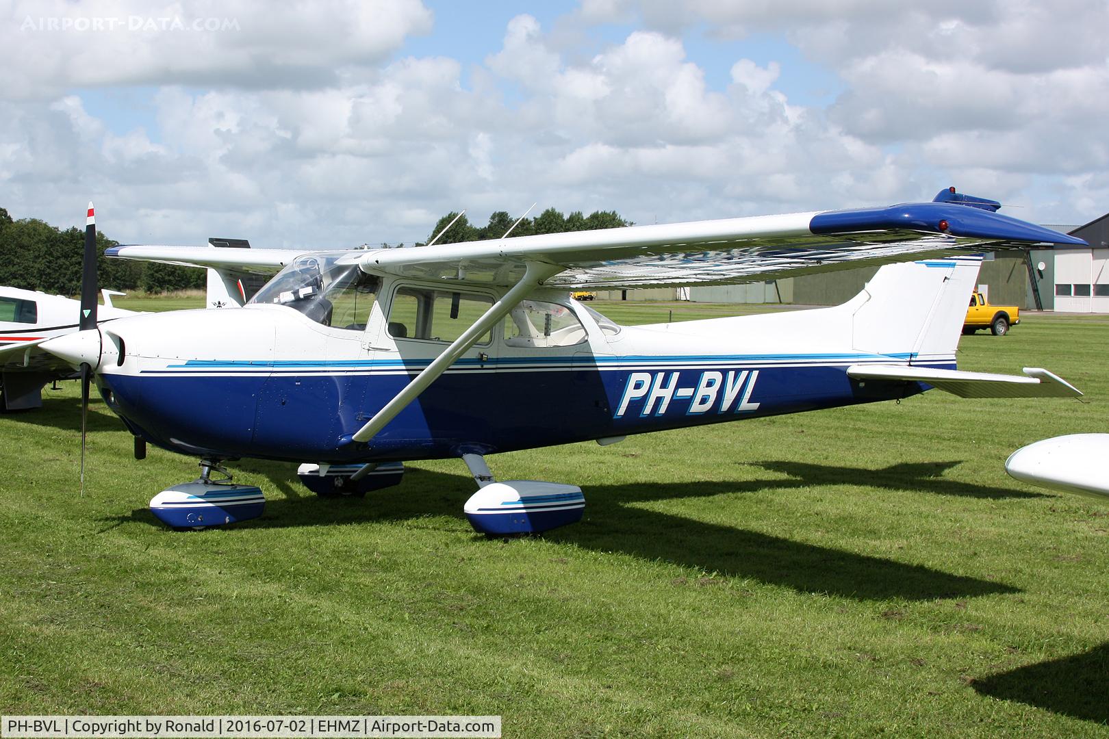 PH-BVL, 1979 Reims F172N Skyhawk C/N 1868, at ehmz