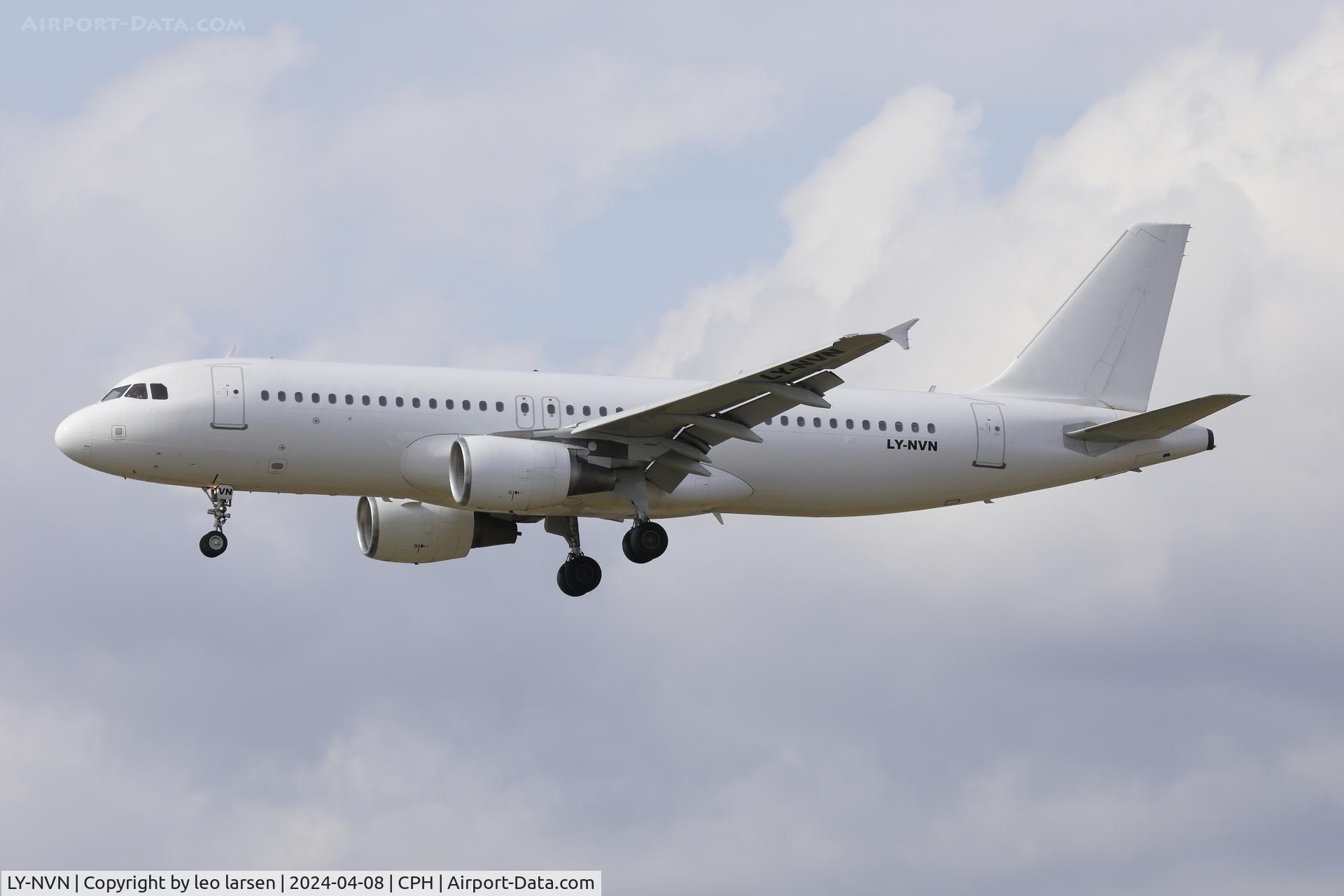 LY-NVN, 2010 Airbus A320-214 C/N 4448, Copenhagen 8.4.2024