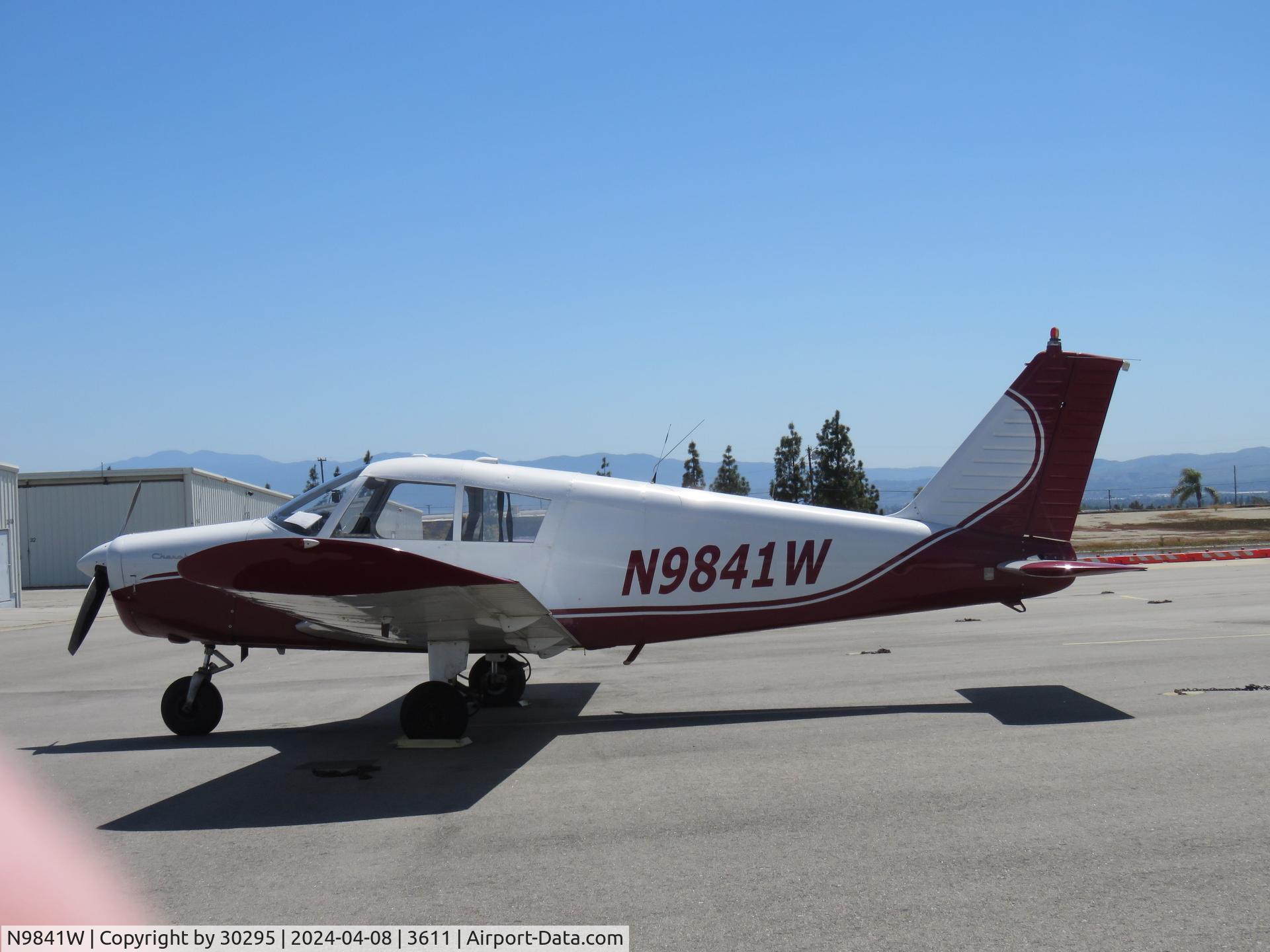 N9841W, 1967 Piper PA-28-140 Cherokee Cruiser C/N 28-23349, Parked