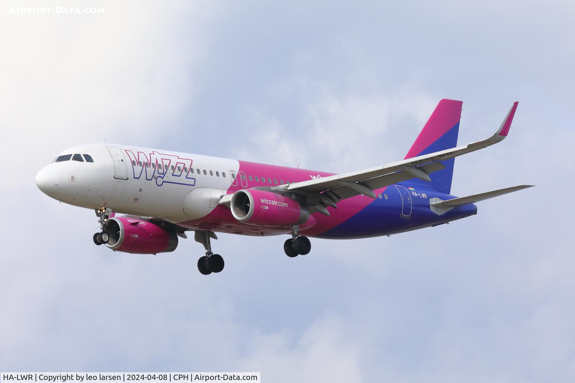 HA-LWR, 2013 Airbus A320-232 C/N 5604, Copenhagen 8.4.2024