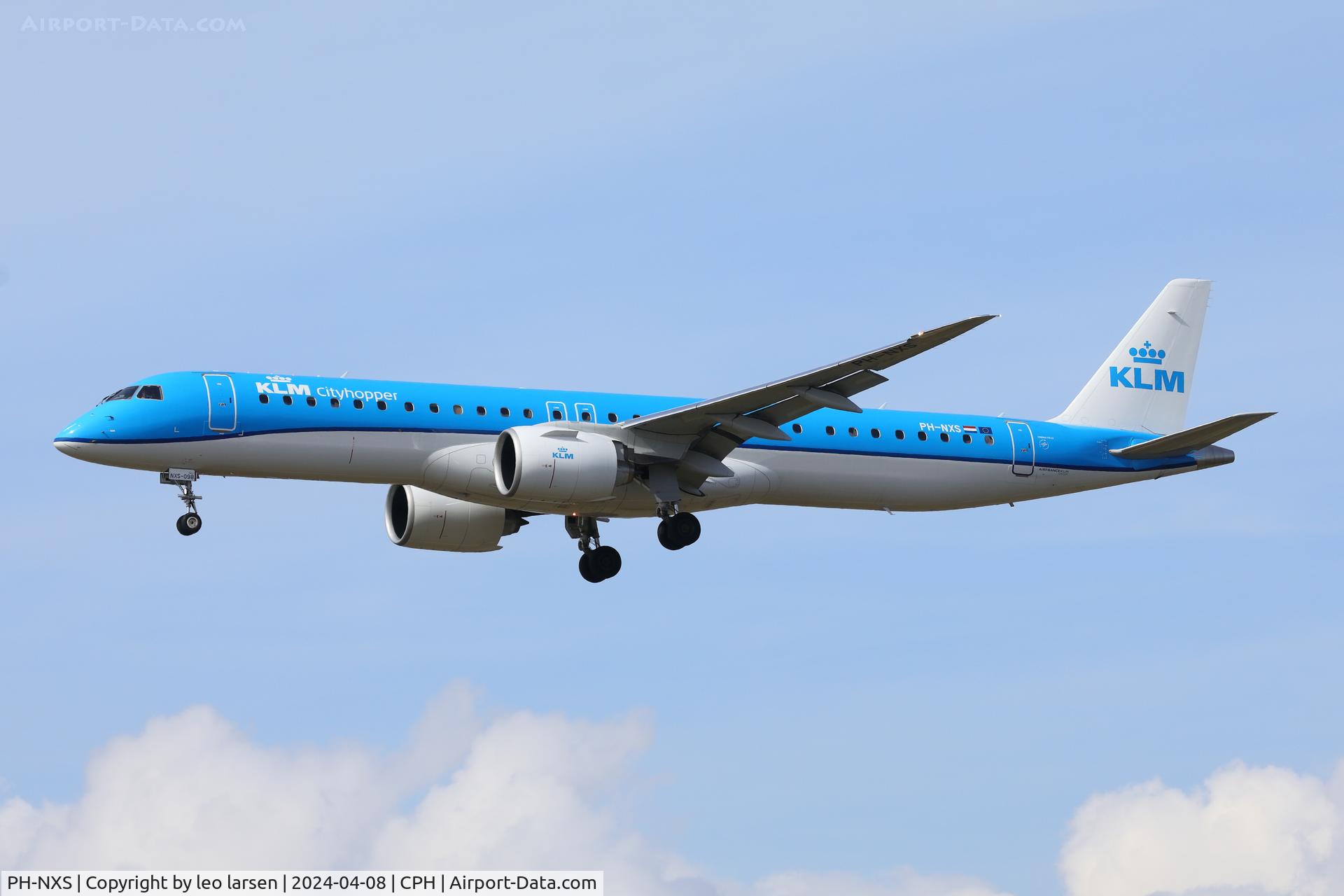 PH-NXS, 2023 Embraer E195-E2 C/N 19020098, Copenhagen 8.4.2024