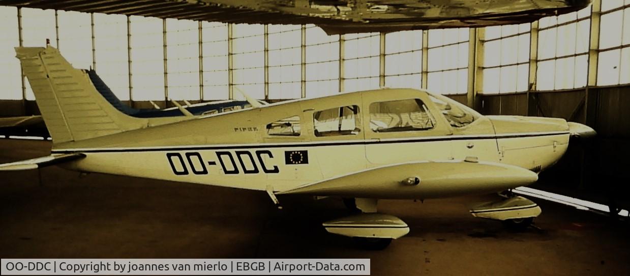 OO-DDC, 1974 Piper PA-28-235 Cherokee Pathfinder C/N 28-7410083, ex-slide