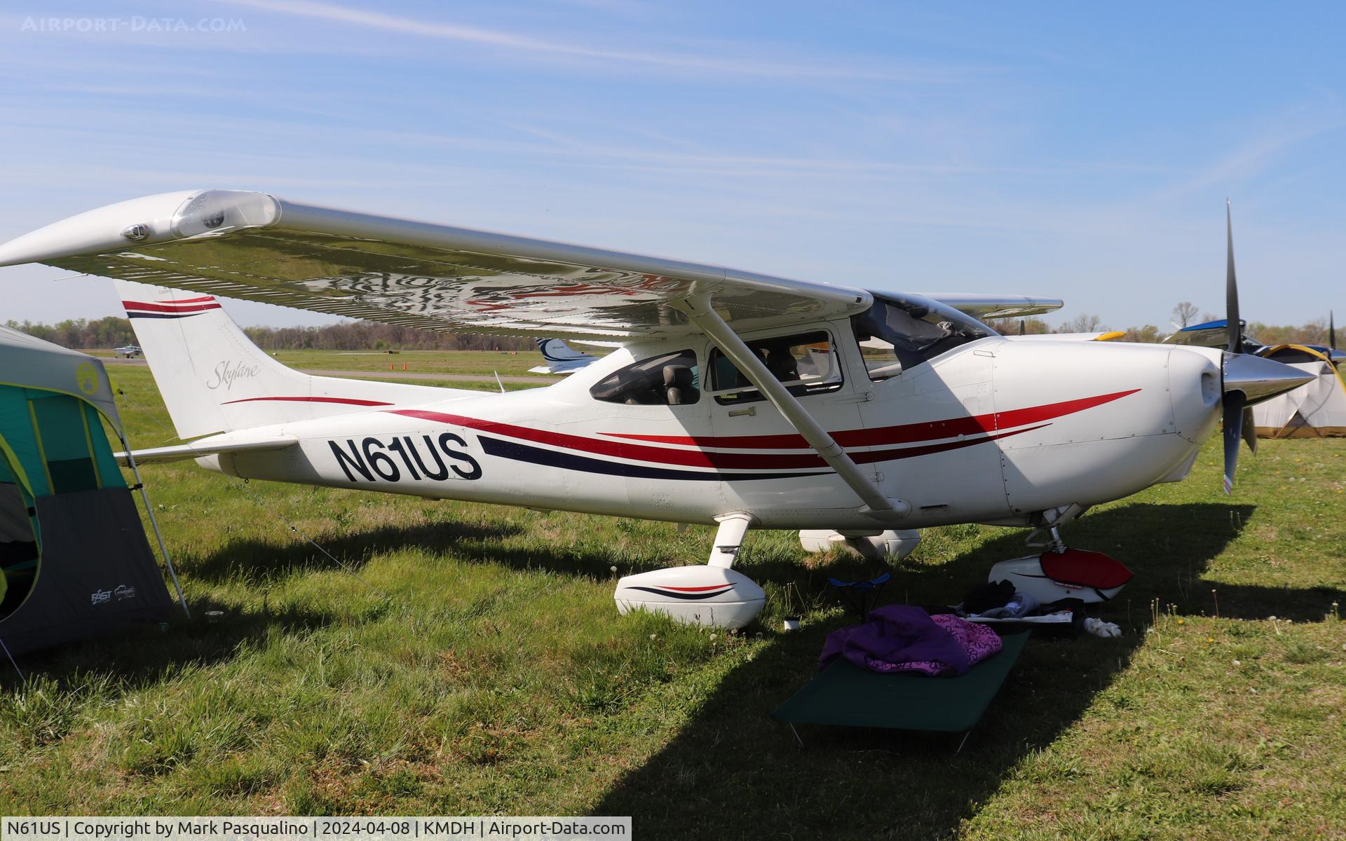 N61US, 2001 Cessna 182S Skylane C/N 18280935, Cessna 182S