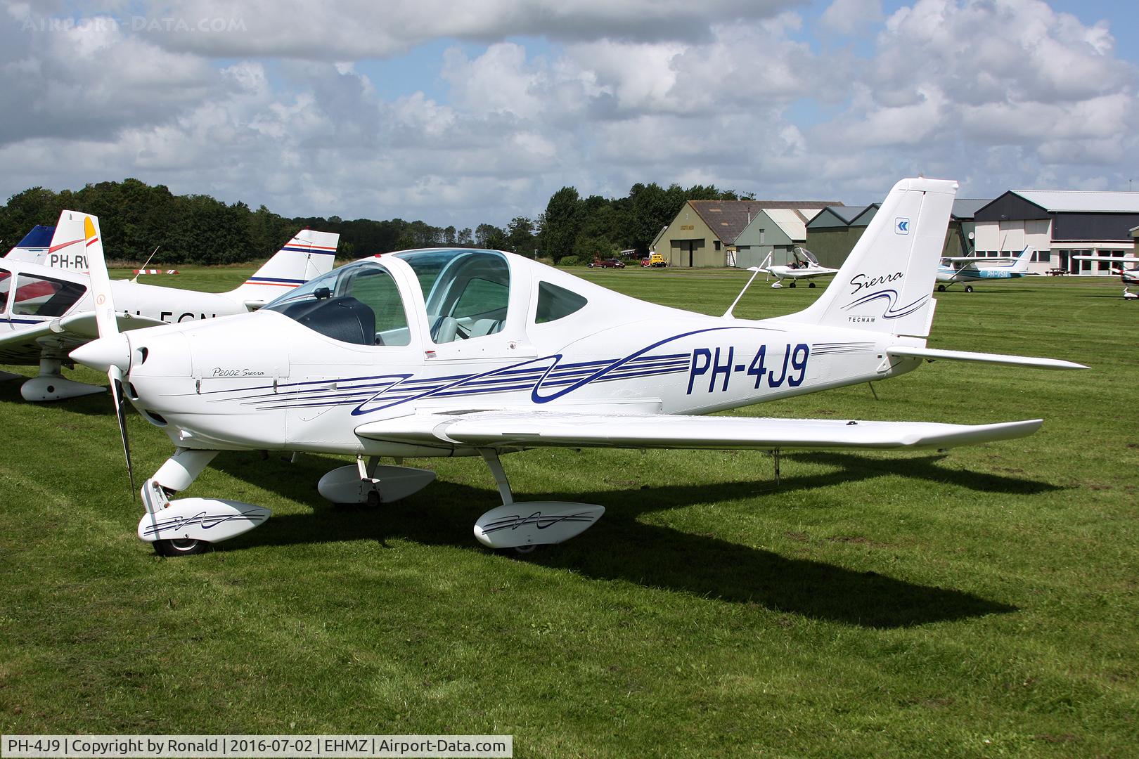 PH-4J9, 2011 Tecnam P-2002 Sierra C/N 484, at ehmz