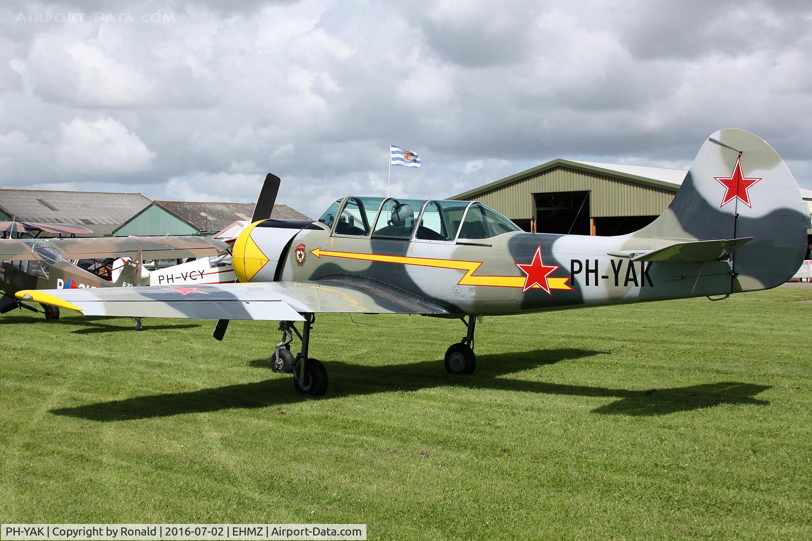 PH-YAK, 1987 Bacau Yak-52 C/N 877401, ay ehmz