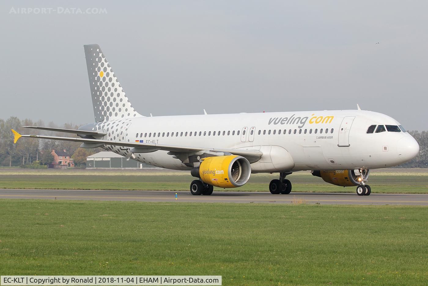 EC-KLT, 2007 Airbus A320-216 C/N 3376, at spl