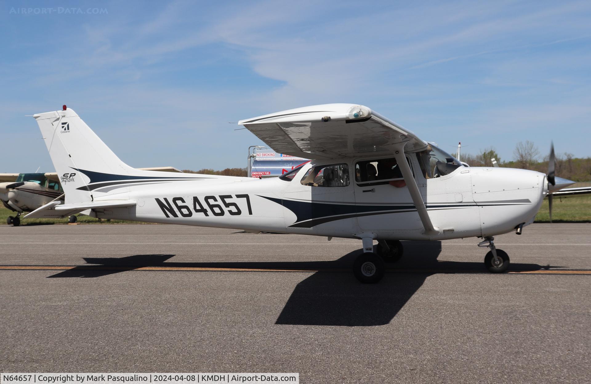 N64657, 2004 Cessna 172S C/N 172S9687, Cessna 172S