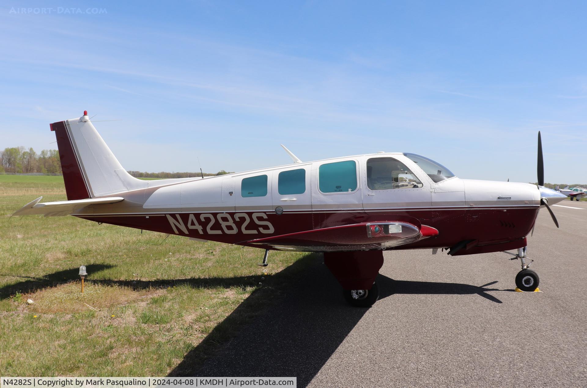 N4282S, 1976 Beech A36 Bonanza 36 C/N E-946, Beech A36