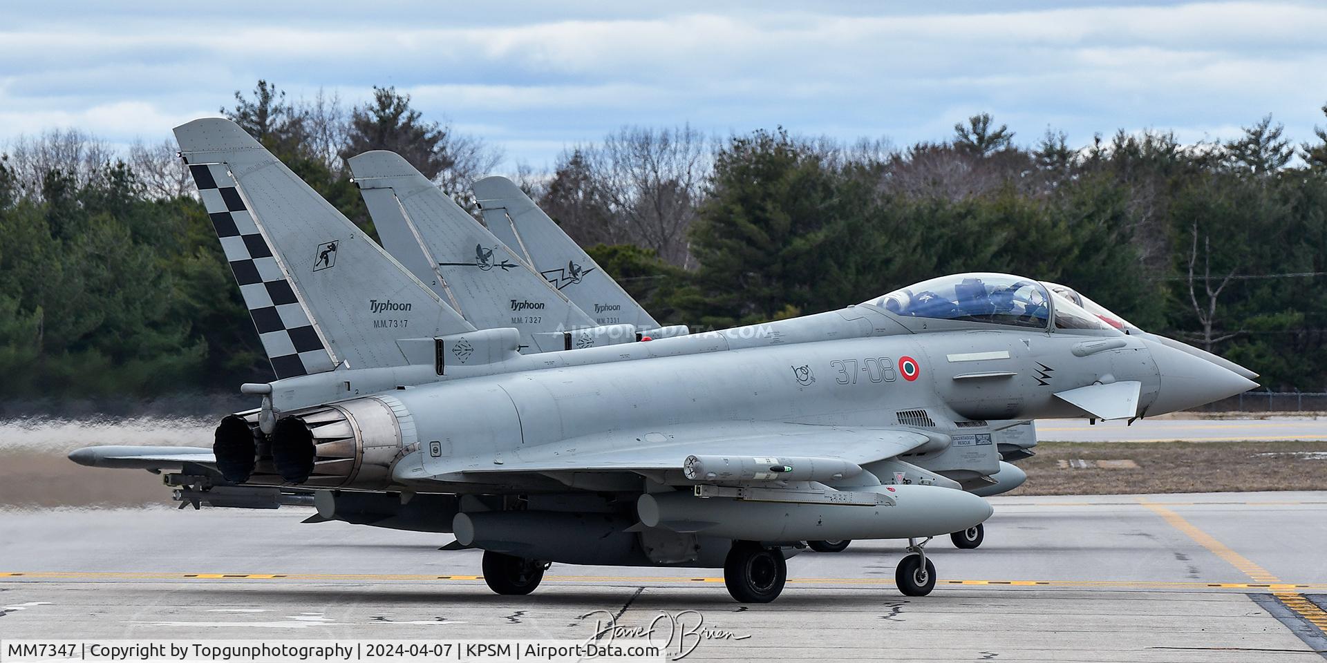 MM7347, Eurofighter F-2000A C/N IS073, IAM3601 Flight lined up and holding short of RW34