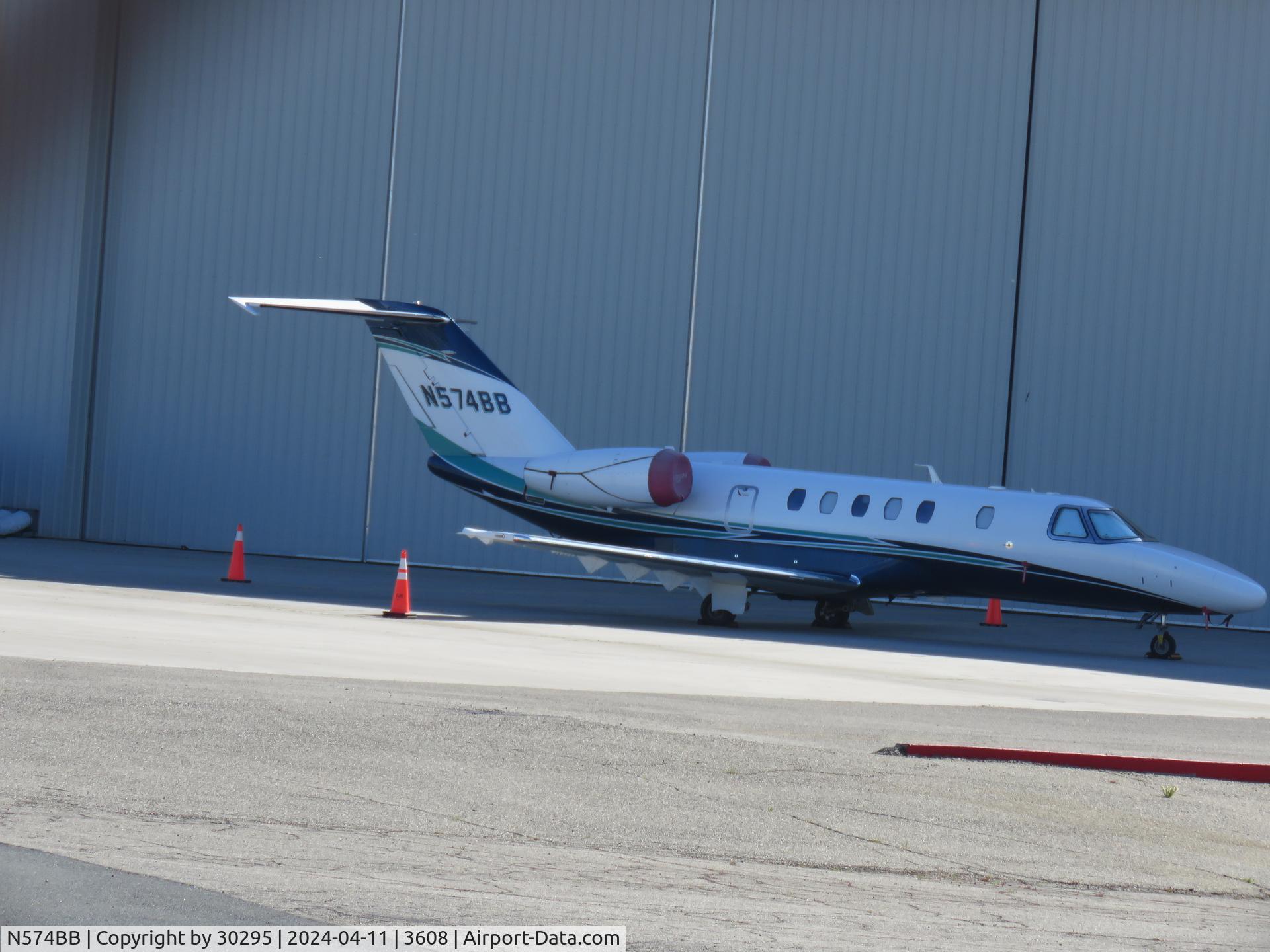 N574BB, 2007 Cessna 525A CitationJet CJ2+ C/N 525A0371, Parked