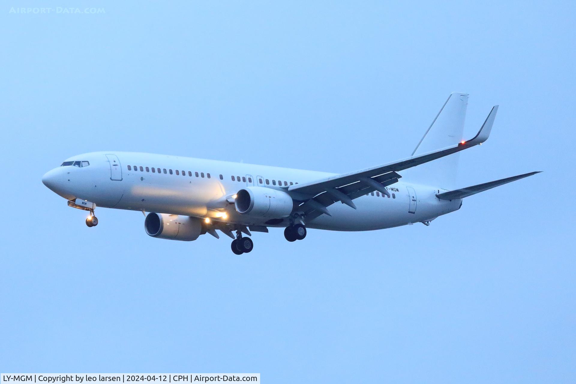 LY-MGM, 2007 Boeing 737-8EH C/N 34274, Copenhagen 12.4.2024