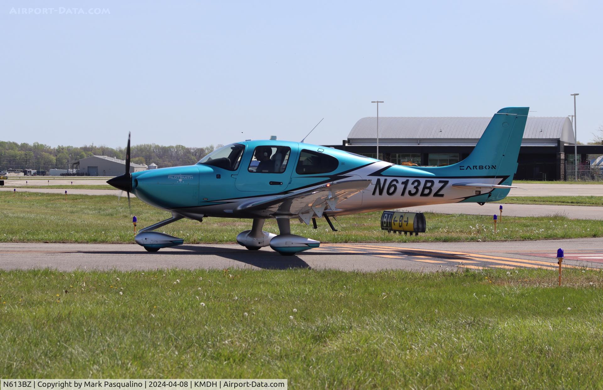 N613BZ, 2022 Cirrus SR20 C/N 8688, Cirrus SR20