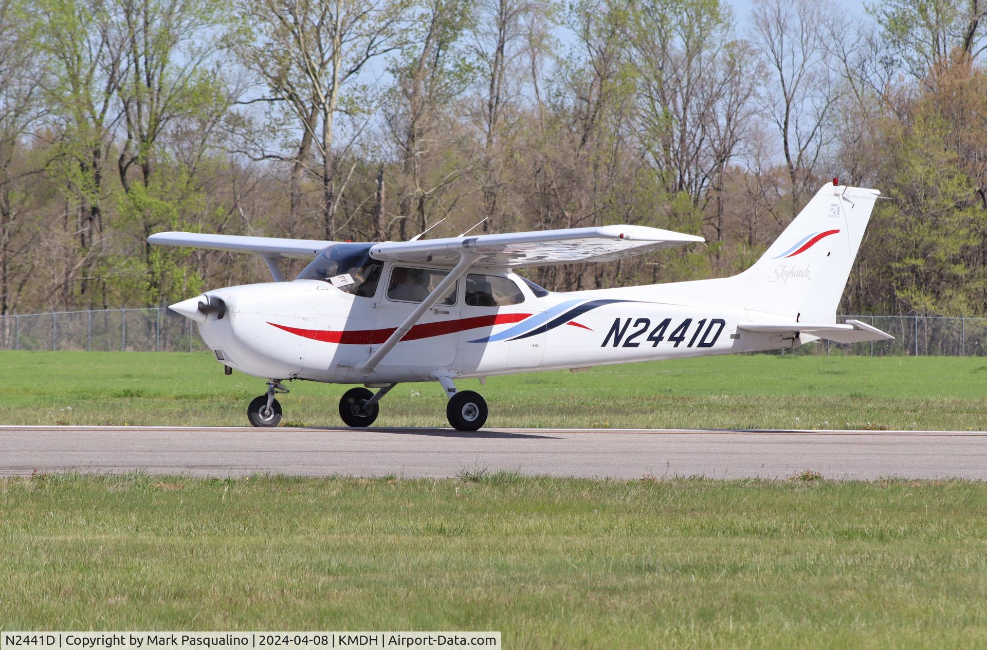 N2441D, 2000 Cessna 172R Skyhawk C/N 17280983, Cessna 172R