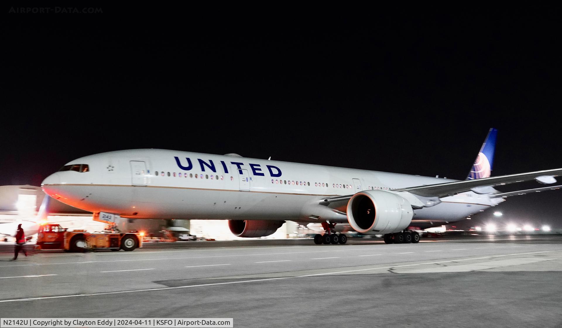 N2142U, 2017 Boeing 777-300/ER C/N 63722, SFO 2024.
