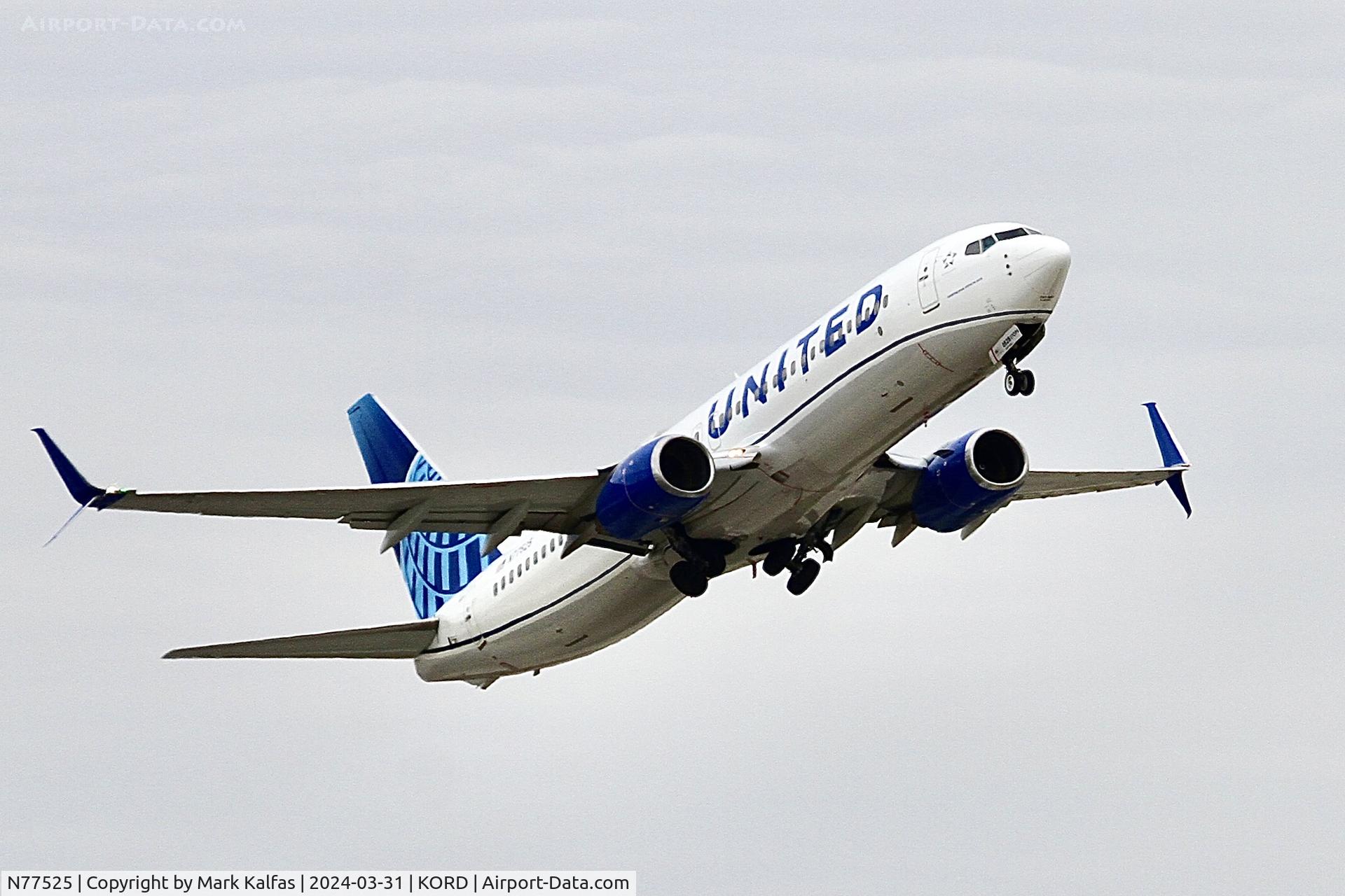N77525, 2010 Boeing 737-824 C/N 31659, B738 United Airlines Boeing 737-824 N77525 UAL1894 ORD-PBI