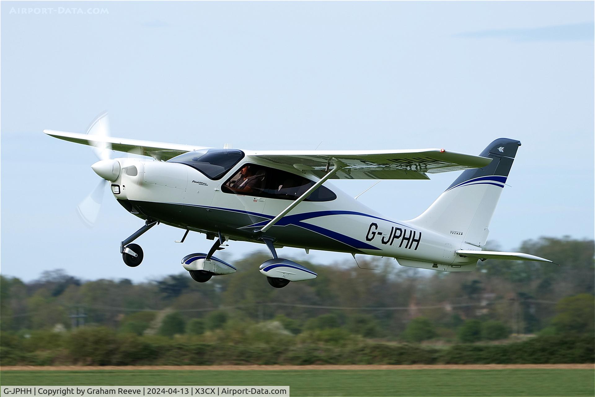 G-JPHH, 2022 Tecnam P2010 TDI C/N 230, Departing from Northrepps.