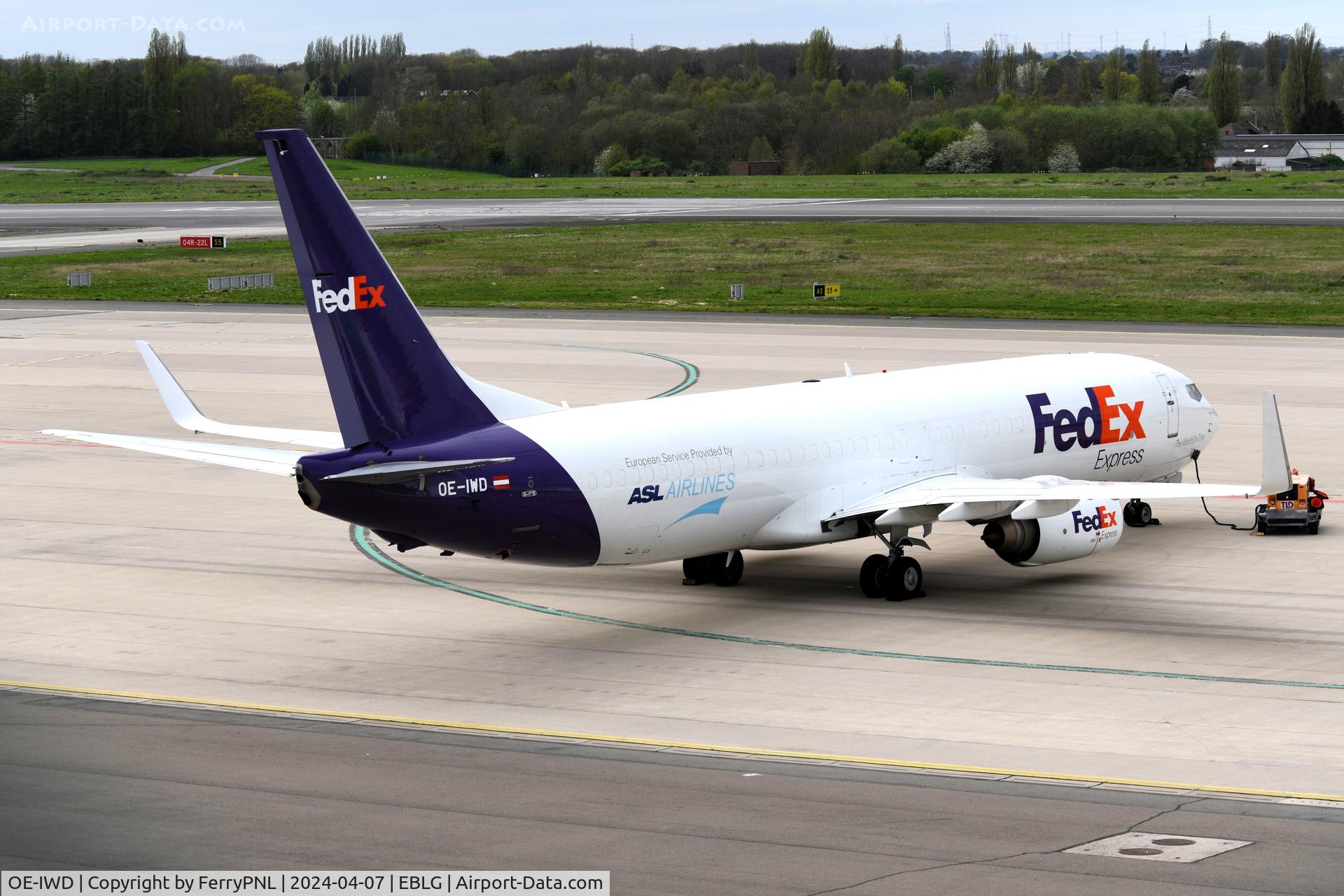 OE-IWD, 2007 Boeing 737-8AS C/N 35550, Fedex B738F parked in LGG, former Ryanair EI-DPT