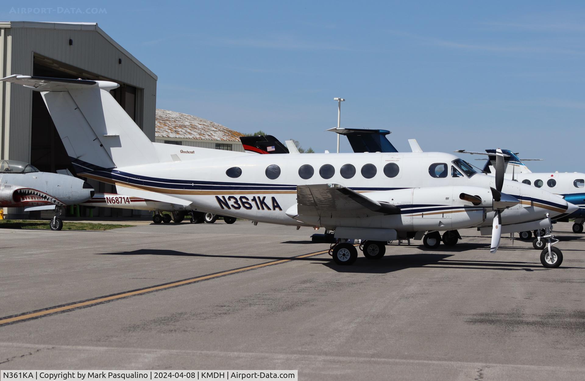 N361KA, 1980 Beech 200 Super King Air C/N BB-741, Beech 200