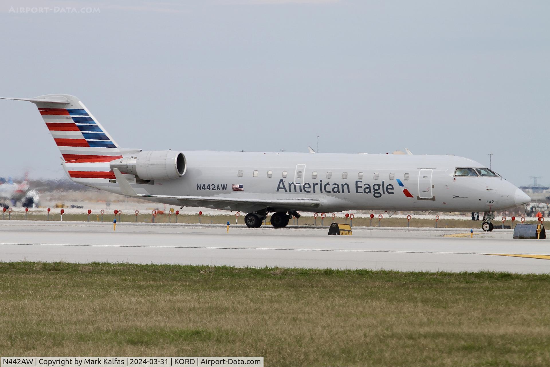N442AW, 2003 Bombardier CRJ-200LR (CL-600-2B19) C/N 7778, CRJ2 Air Wisconsin/American Eagle Canadair Regional Jet CRJ-200 N442AW AWI6059 CAE-ORD