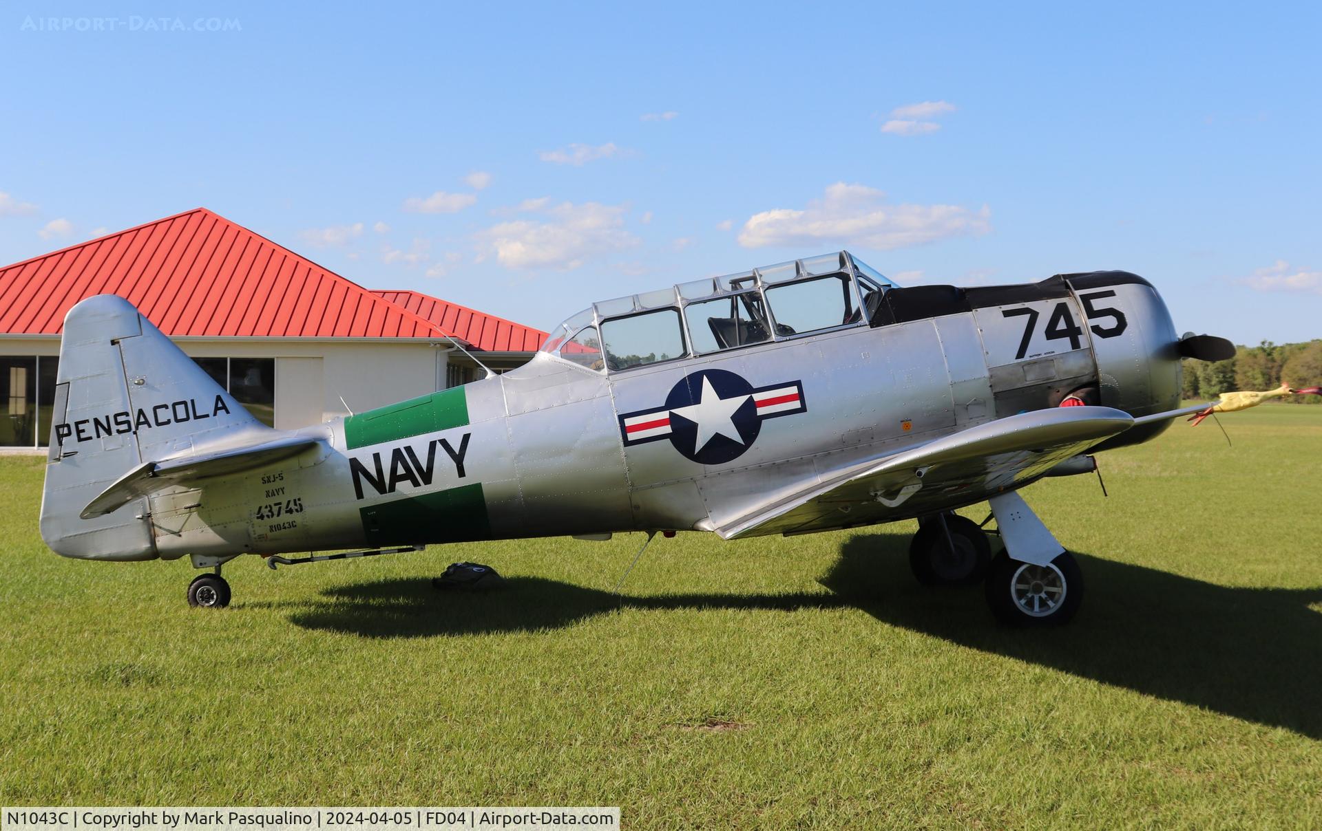 N1043C, 1938 North American SNJ-5 Texan C/N 8815726, North American SNJ-5