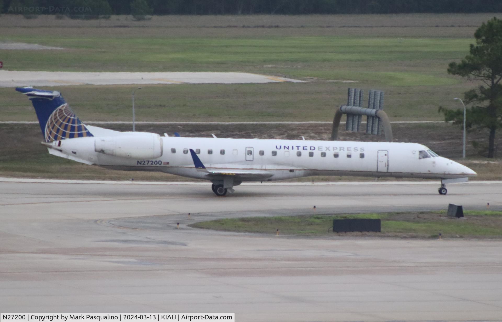 N27200, 2006 Embraer ERJ-145XR (EMB-145XR) C/N 14500956, EMB-145XR