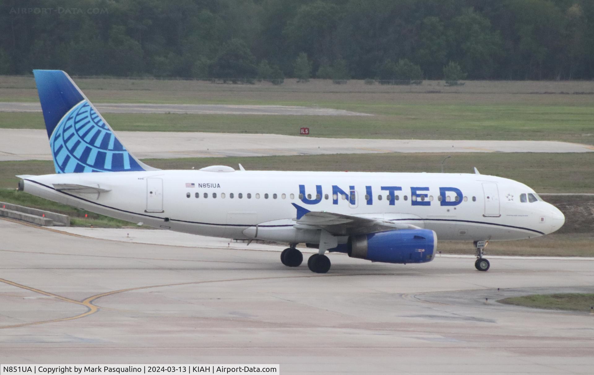 N851UA, 2002 Airbus A319-131 C/N 1664, Airbus A319-131