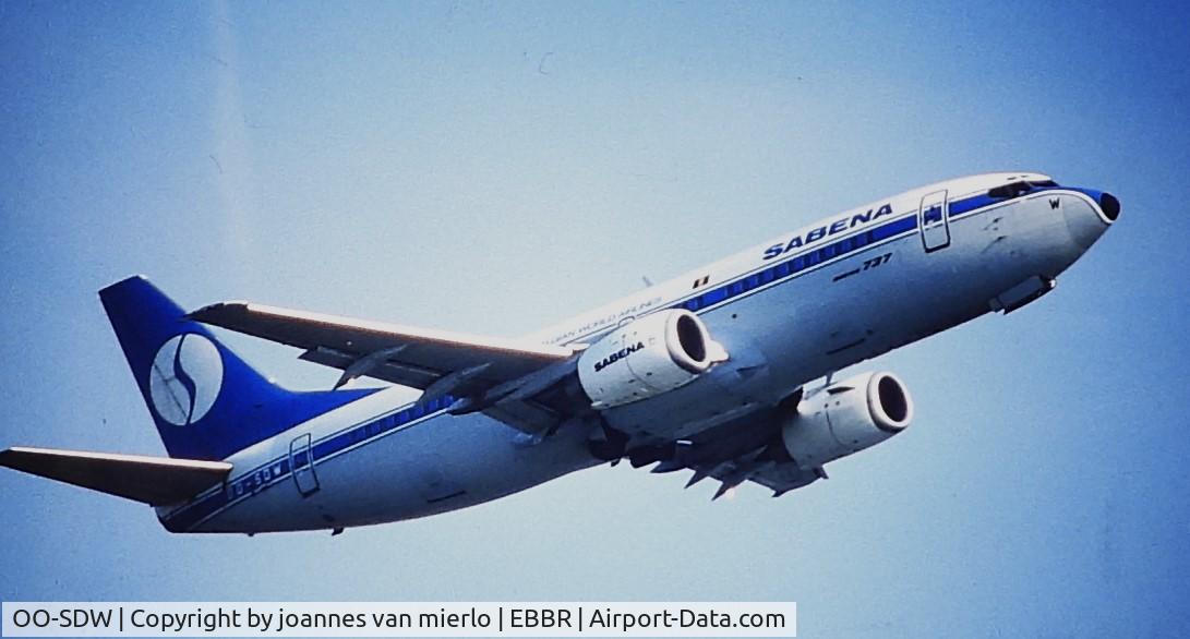 OO-SDW, 1987 Boeing 737-329 C/N 23772, ex-slide
