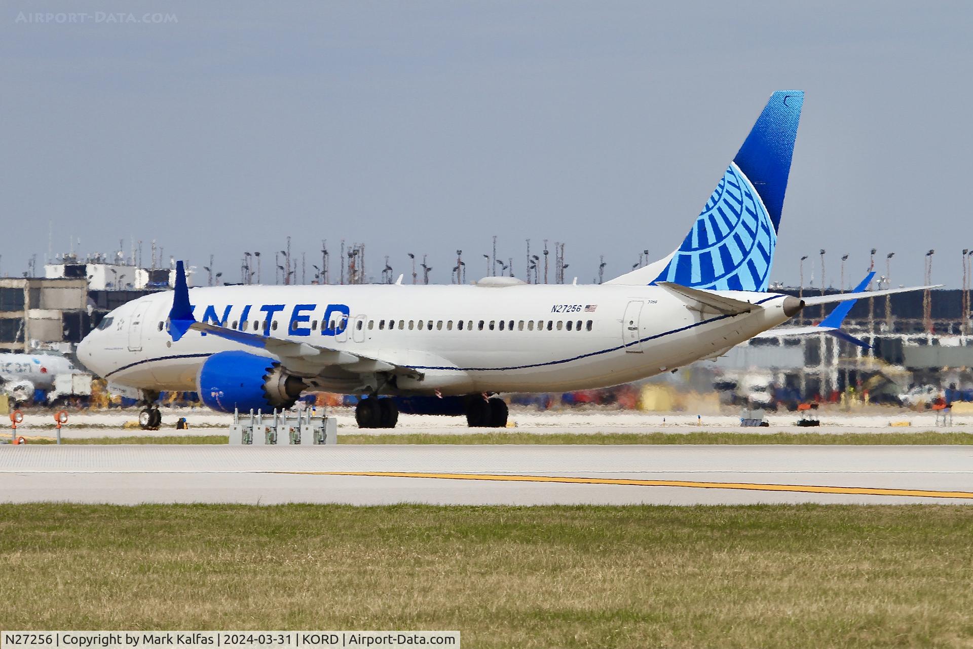 N27256, 2021 Boeing 737-8 MAX C/N 64447, B38M United Airlines Boeing 737 -8 MAX N27256 UAL1872 SLC-ORD