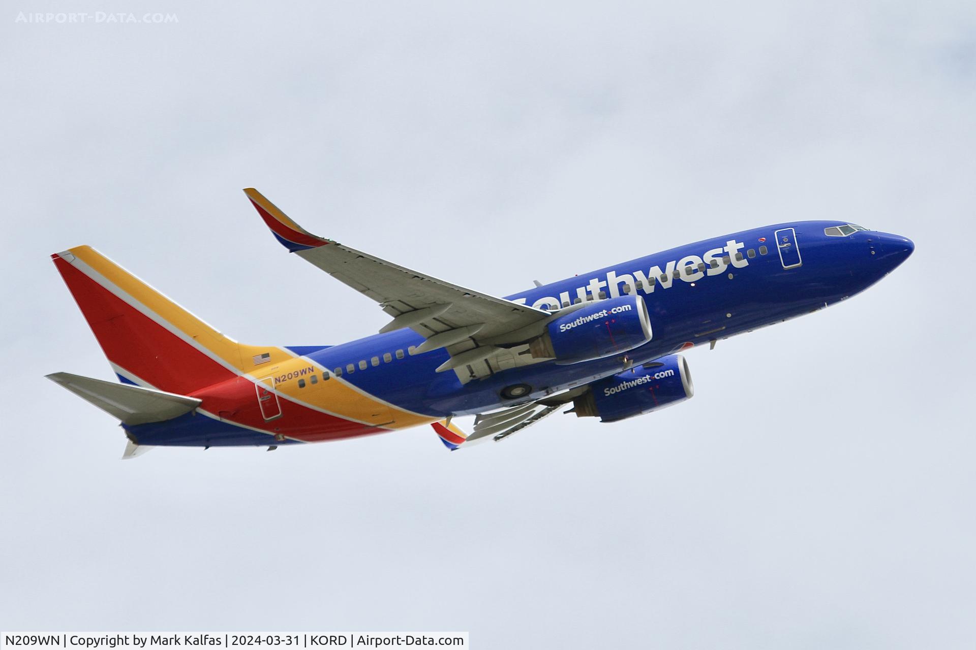 N209WN, 2005 Boeing 737-7H4 C/N 32484, B737 Southwest Airlines Boeing 737-7H4 N209WN SWA4029 ORD-BNA
