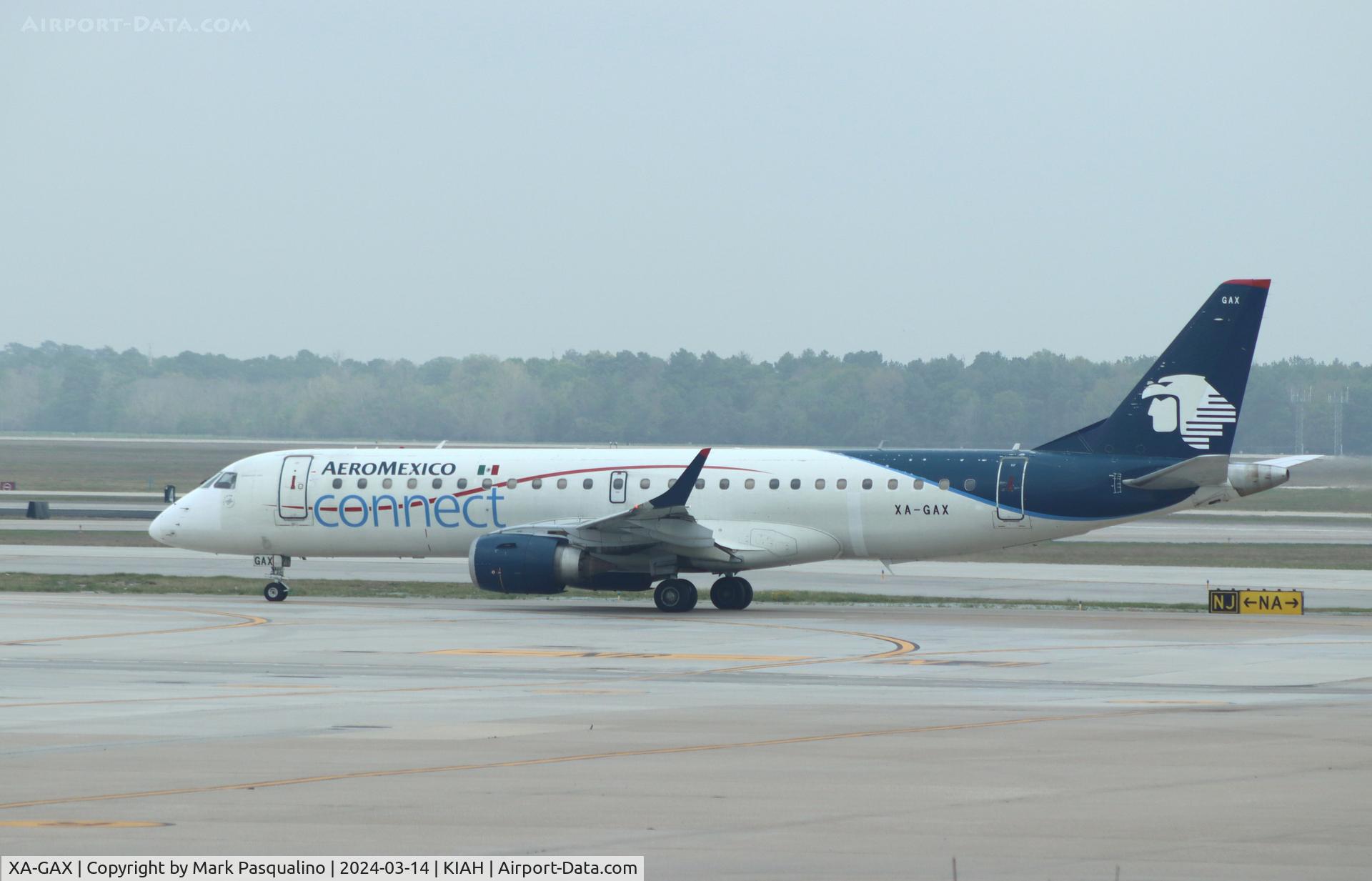 XA-GAX, 2008 Embraer 190AR (ERJ-190-100IGW) C/N 19000206, ERJ-190-100IGW