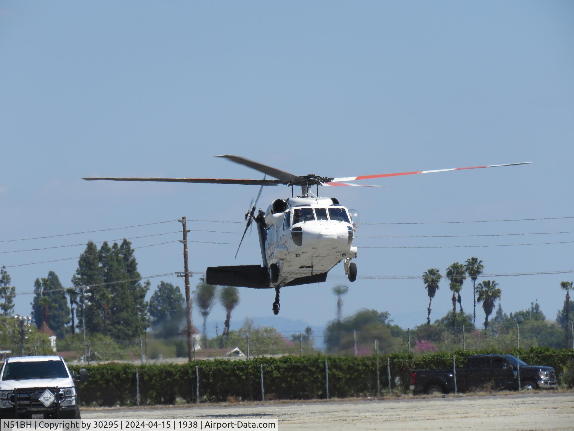 N51BH, 1984 Sikorsky HH-60L Fire Hawk (Black Hawk) C/N 70766, Landing