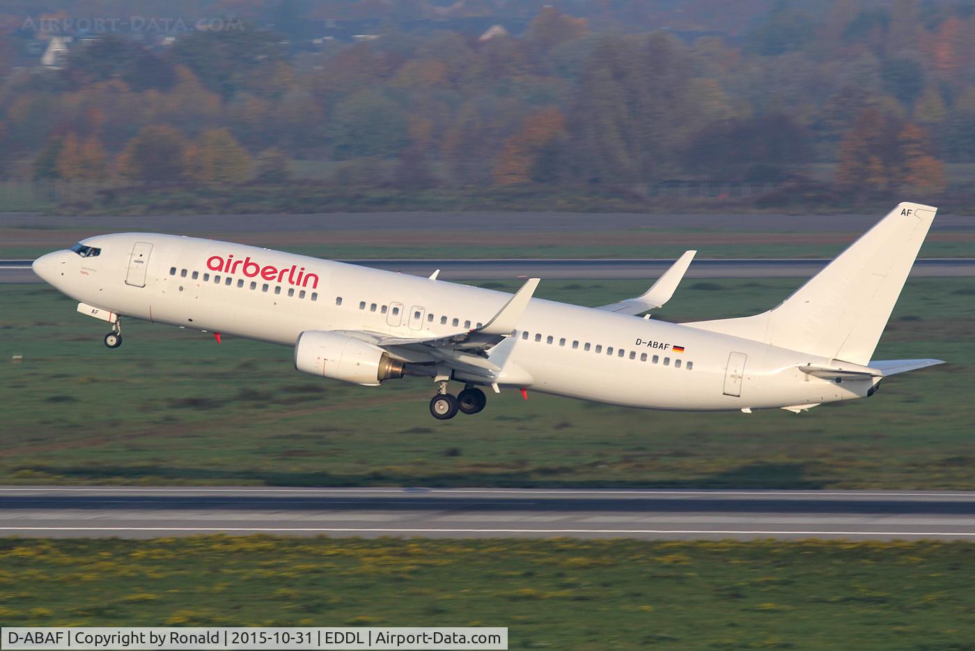 D-ABAF, 2001 Boeing 737-86J C/N 30878, at dus