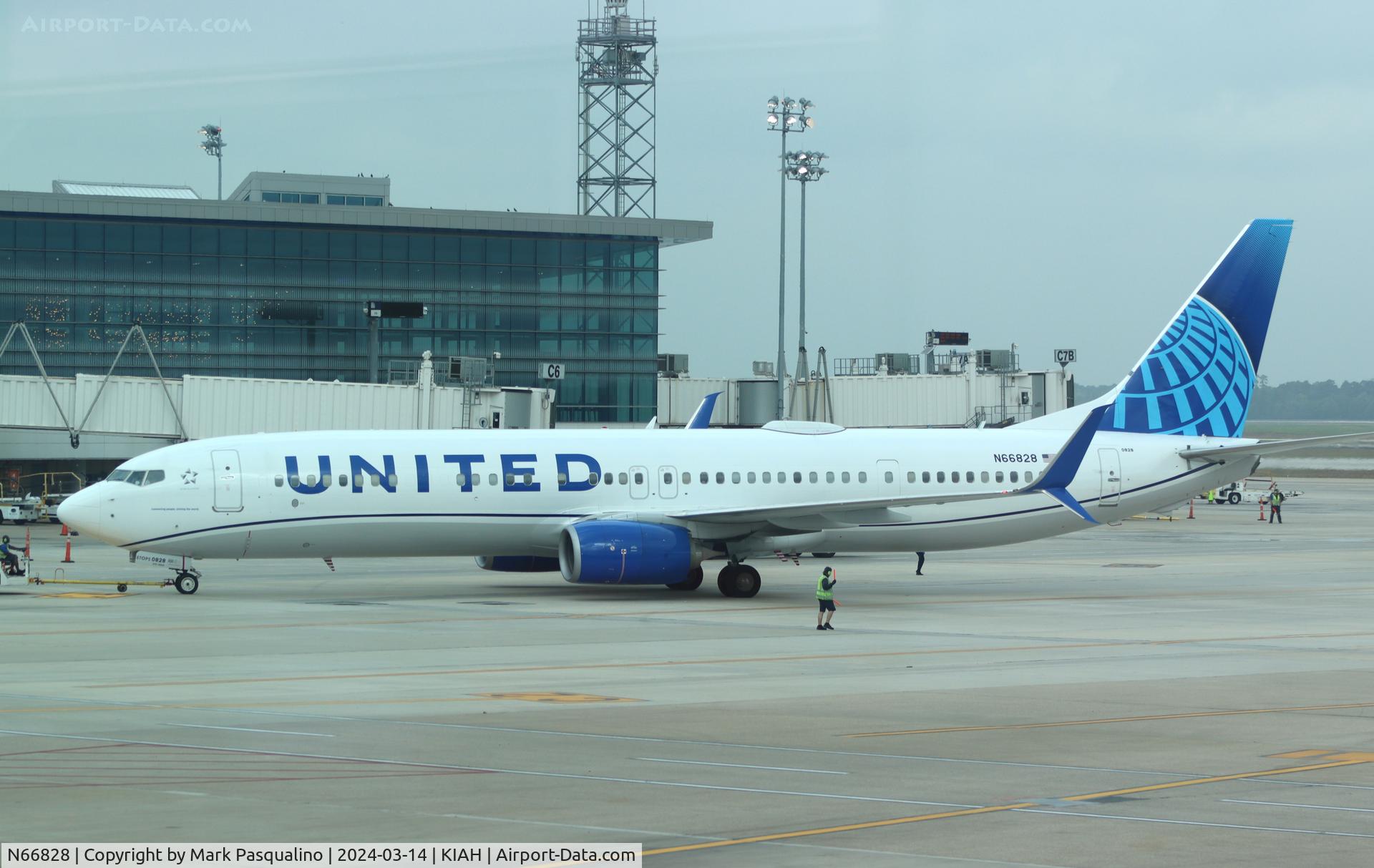 N66828, 2014 Boeing 737-924/ER C/N 44580, Boeing 737-924/ER