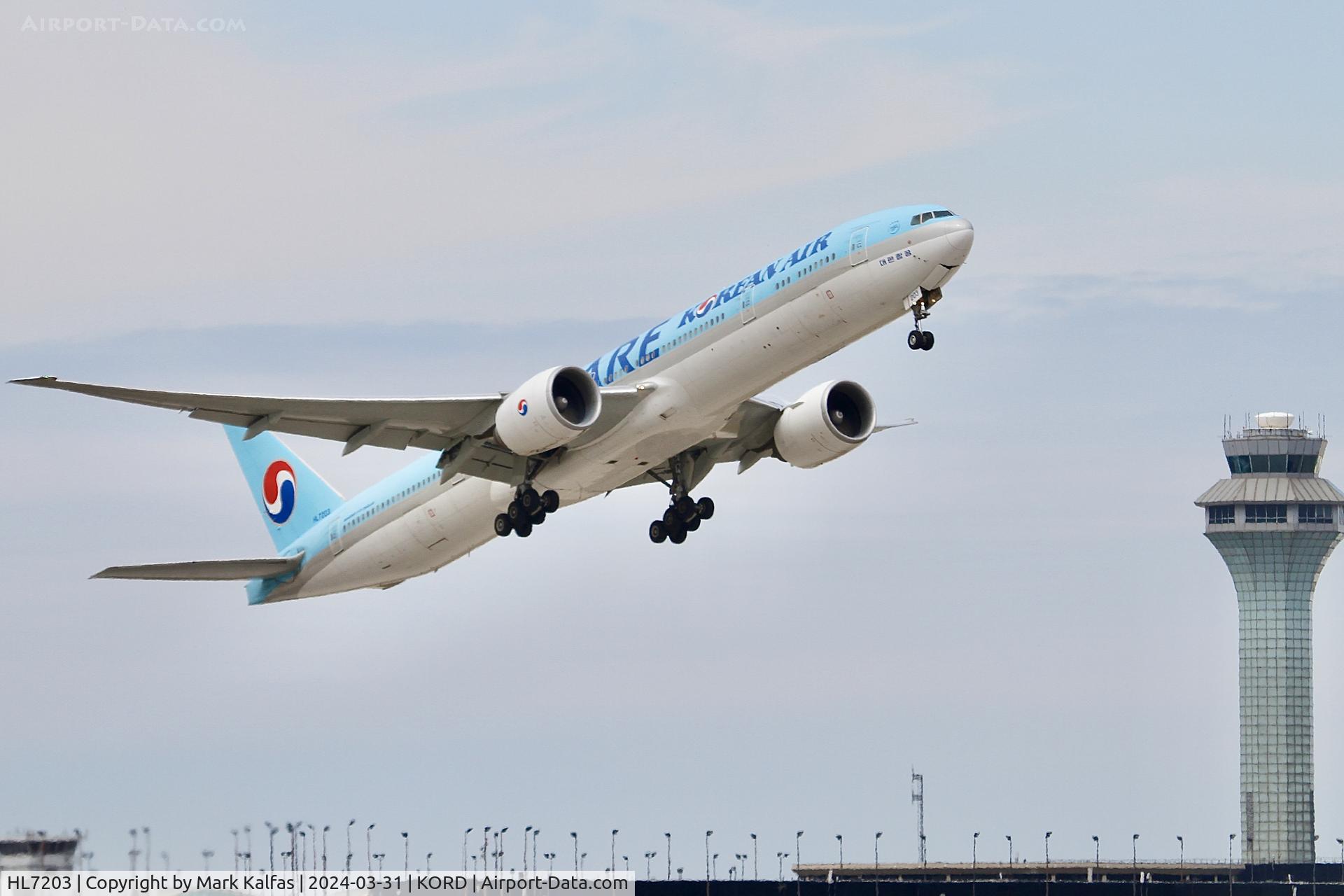 HL7203, 2018 Boeing 777-3B5/ER C/N 60378, B77W Korean Air Boeing 777-3B5/ER HL7203 KAL38 KORD-RSKI