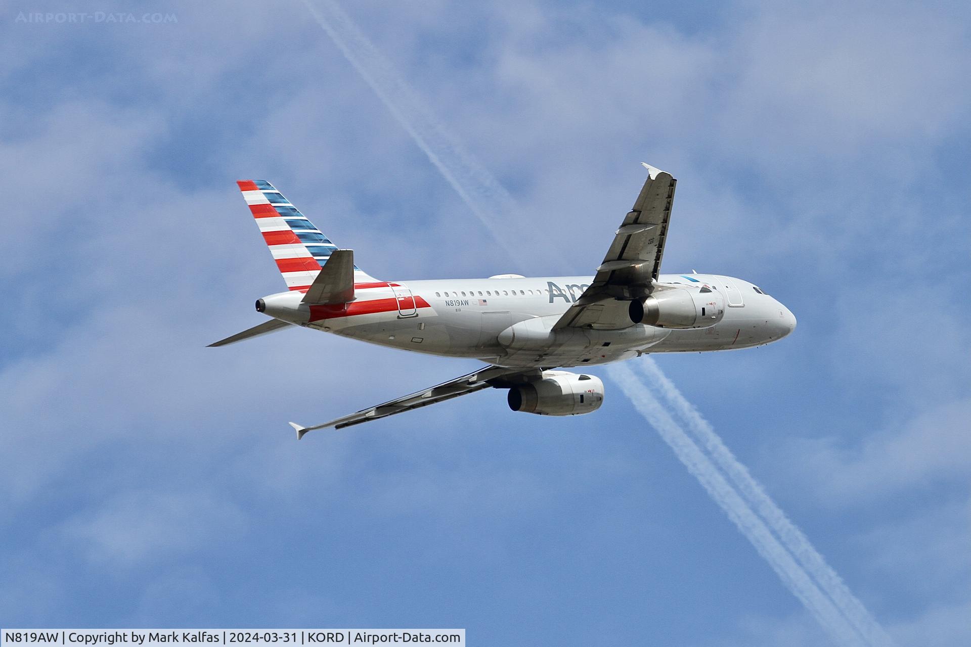 N819AW, 2000 Airbus A319-132 C/N 1395, 319 American Airlines Airbus A319-132 N819AW AAL2629 ORD_-LGA