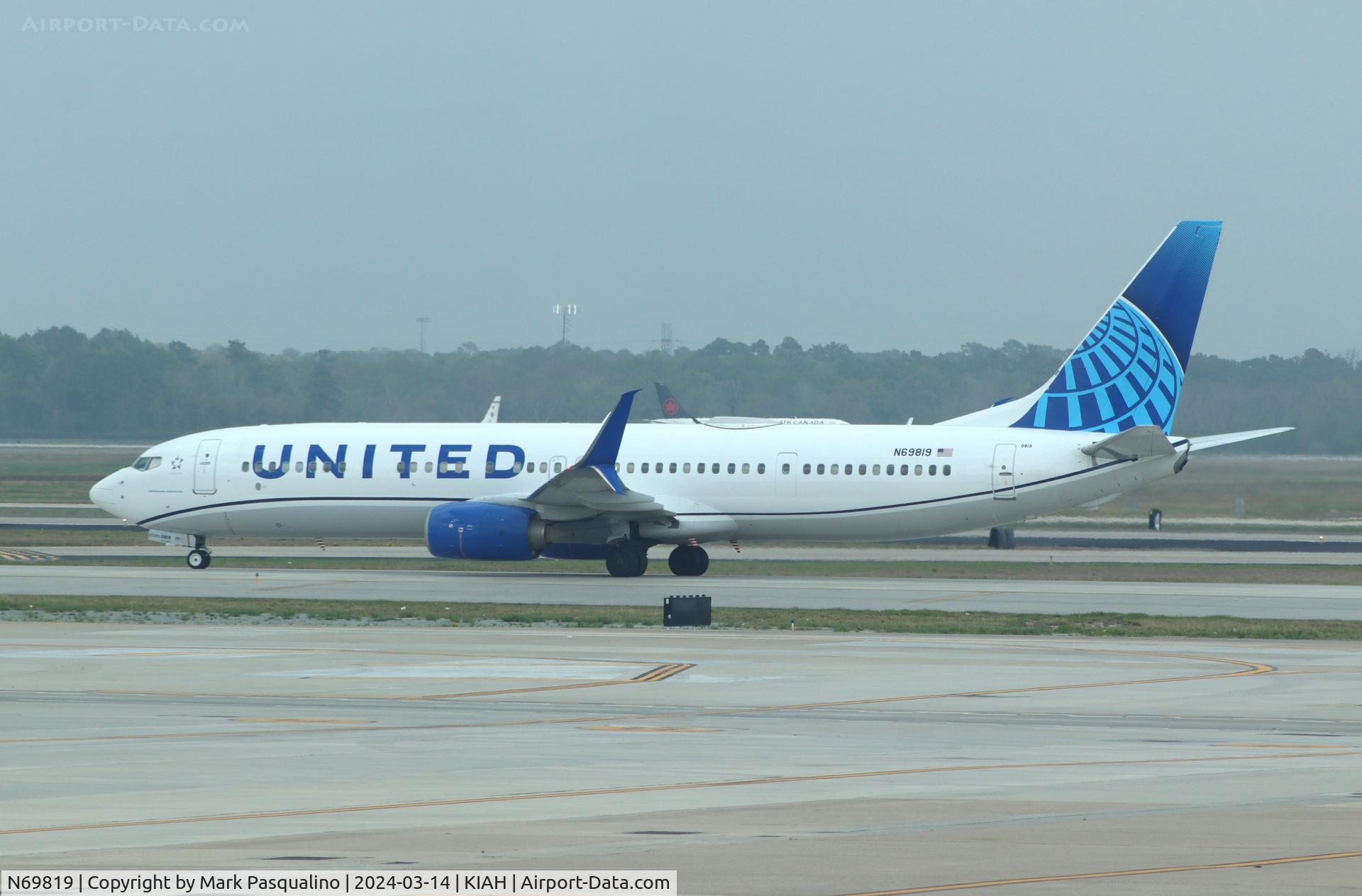 N69819, 2014 Boeing 737-924/ER C/N 43533, Boeing 737-924/ER