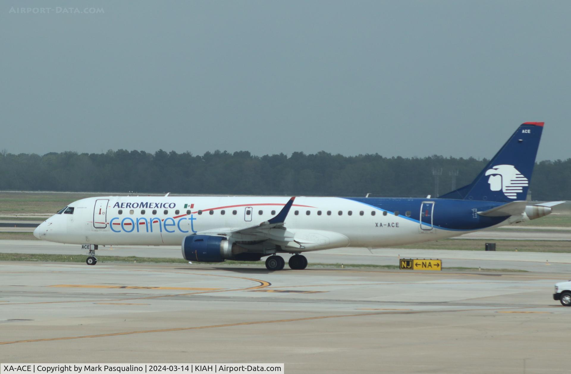XA-ACE, 2012 Embraer 190AR (ERJ-190-100IGW) C/N 19000518, ERJ-190-100IGW