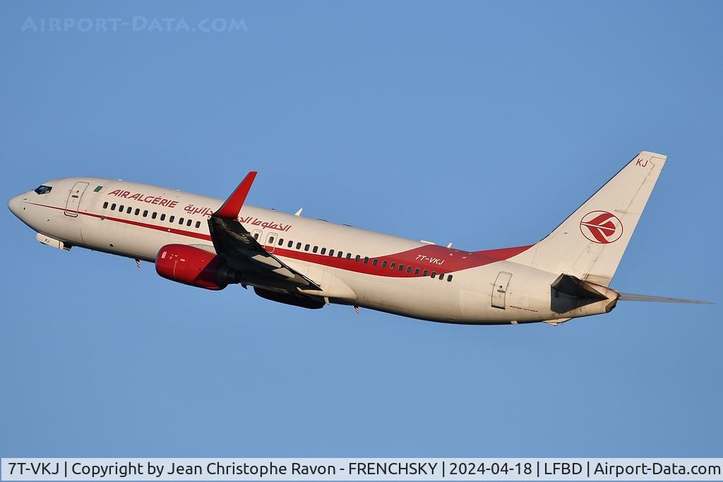 7T-VKJ, 2011 Boeing 737-8D6 C/N 40864, Bordeaux (BOD)	Oran (ORN)	AH1193