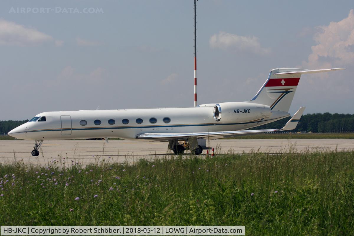 HB-JKC, 2009 Gulfstream Aerospace GV-SP (G550) C/N 5240, HB-JKC @ LOWG 2018