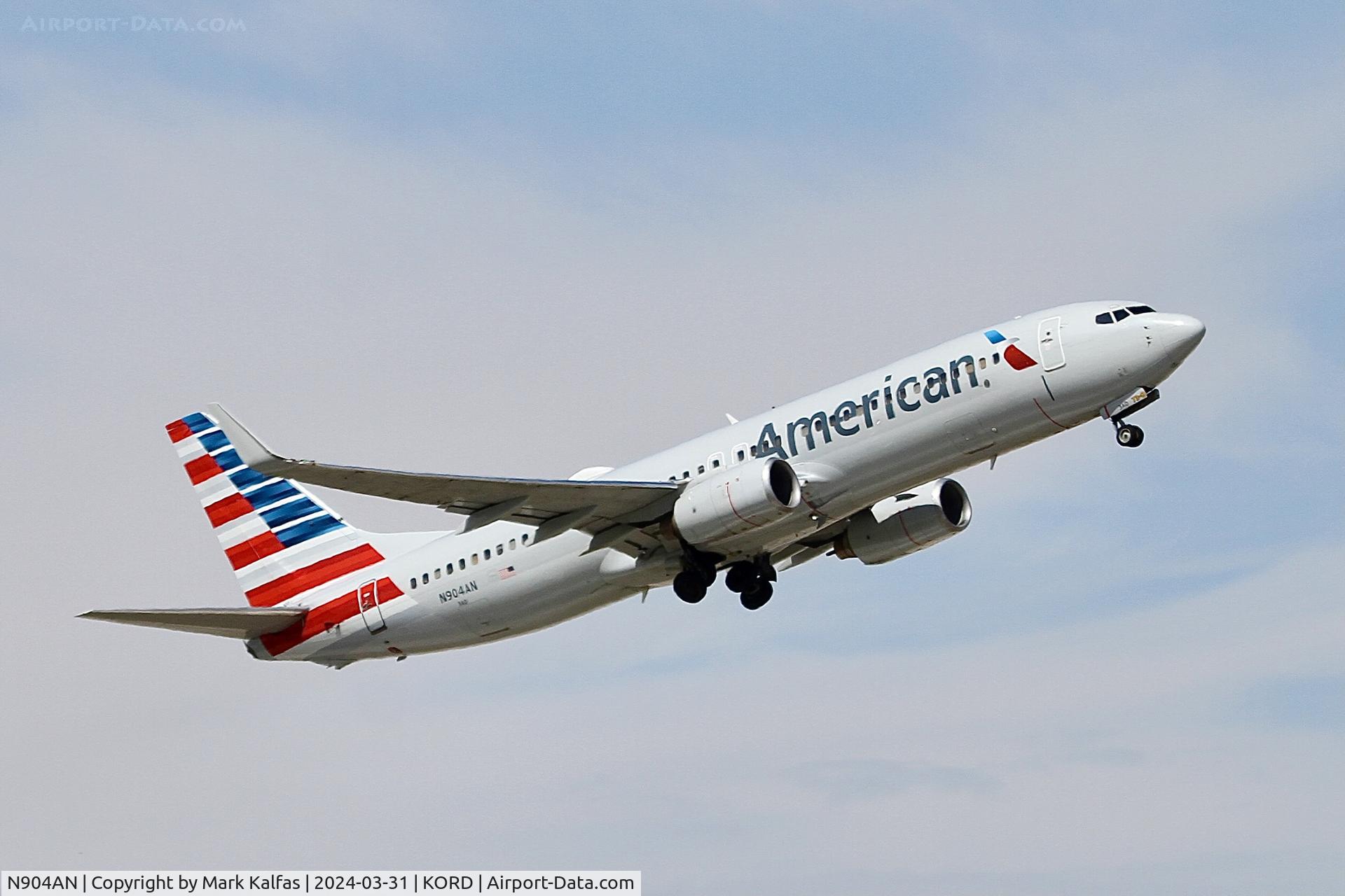 N904AN, 1999 Boeing 737-823 C/N 29506, B738 Americam Airlines Boeing 737-823  N904AN AAL2452 ORD-MIA