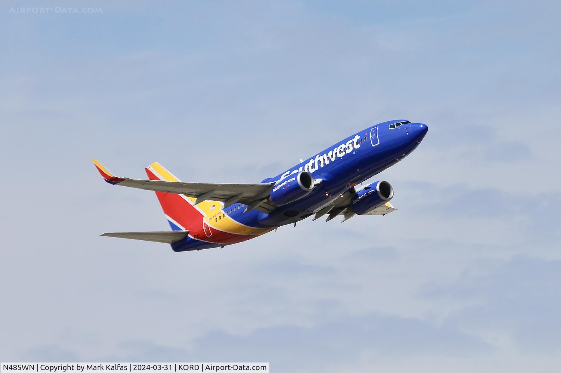N485WN, 2004 Boeing 737-7H4 C/N 32473, B737 Southwest Boeing 737-7H4 N485WN SWA334 ORD-PHX