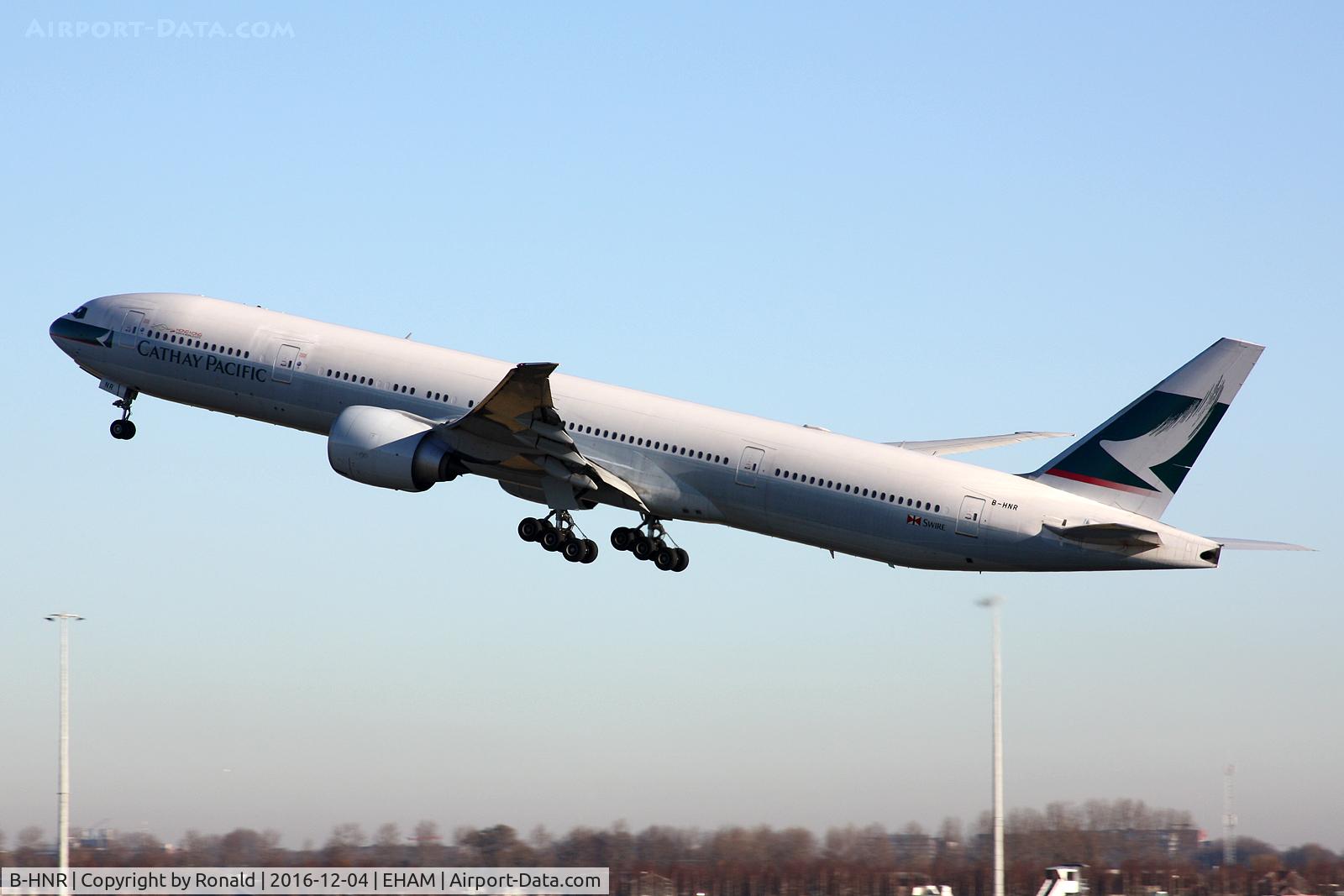 B-HNR, 2015 Boeing 777-367/ER C/N 60724, at spl