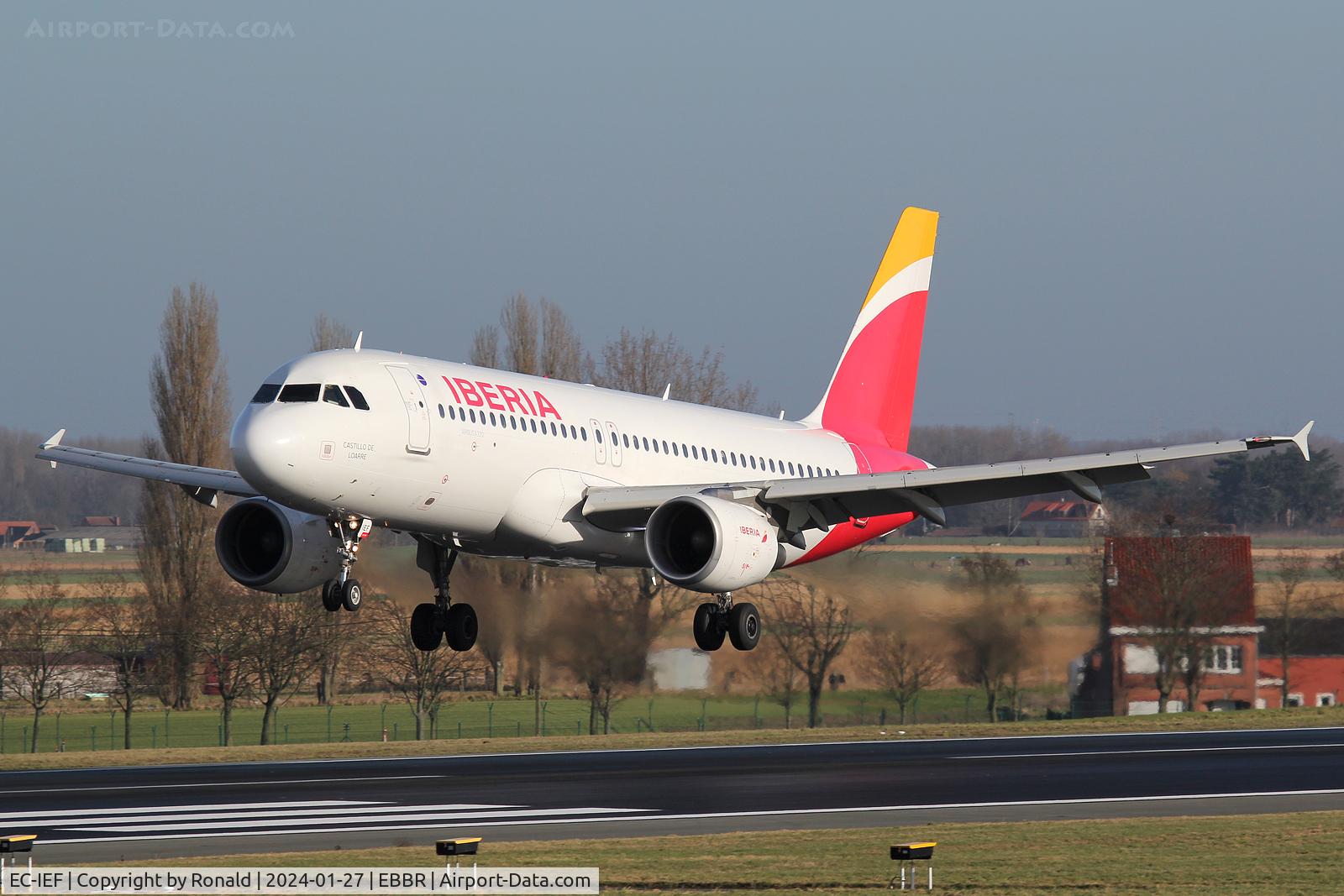 EC-IEF, 2001 Airbus A320-214 C/N 1655, at ebbr
